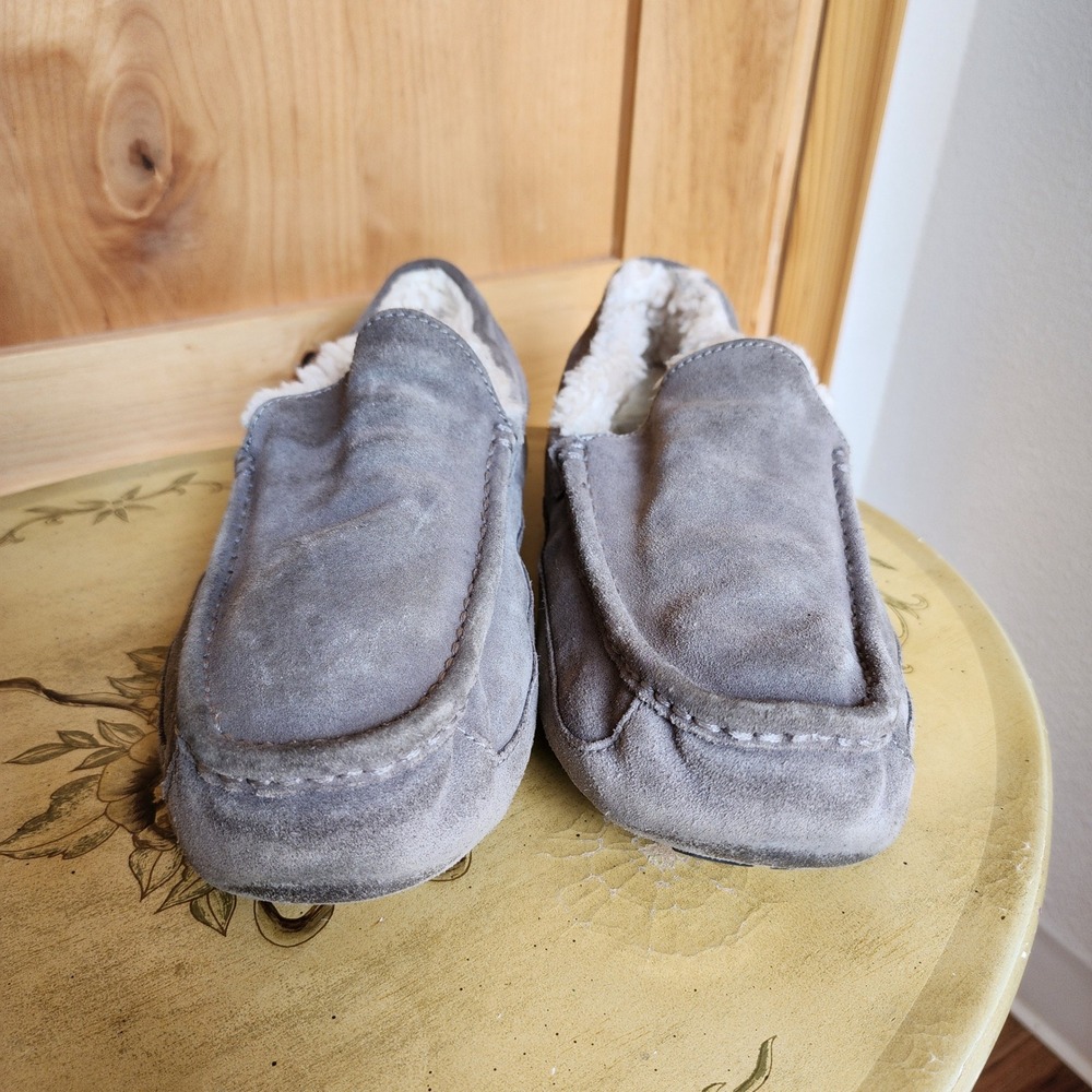 UGG Sz 12 Grey Suede Shearling Ascot Moccasin Slippers Loafers Cozy Warm Classic - Picture 3 of 7